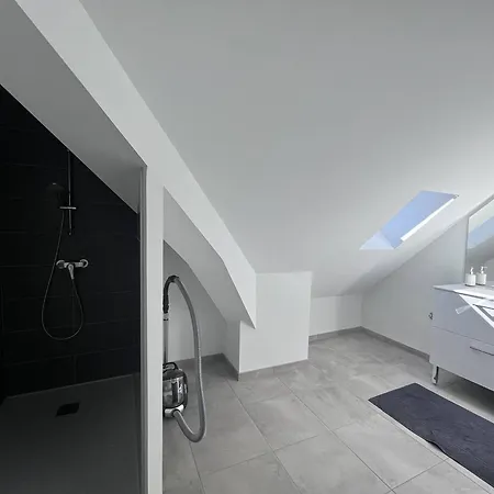 Duplex 2 Avec Balcon Et Equipement Moderne A - Fr-1-812-103 Appartement *