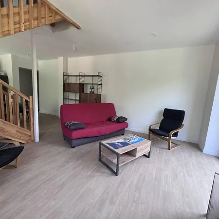 Apartment Duplex 2 Avec Balcon Et Equipement Moderne A - Fr-1-812-103 *